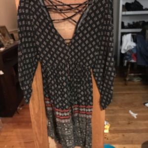 Abercrombie and Fitch butterfly top extra small